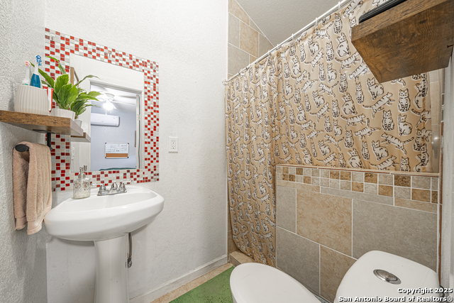 Listing photo id 11 for 23135 Blackjack Pass
