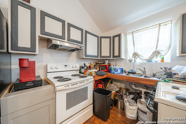 Listing photo id 17 for 23135 Blackjack Pass