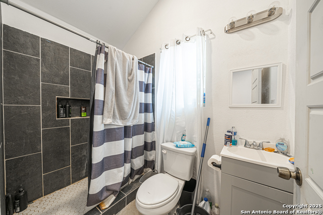 Listing photo id 19 for 23135 Blackjack Pass
