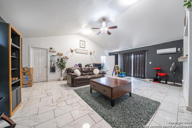 Listing photo id 3 for 23135 Blackjack Pass