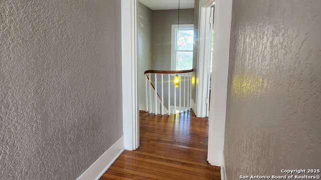 Image 8 of 15 For 1601 Woodlawn  1