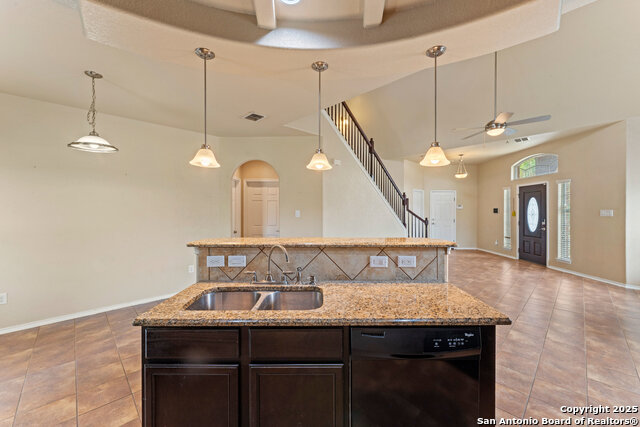 Listing photo id 12 for 8903 Derby Dan