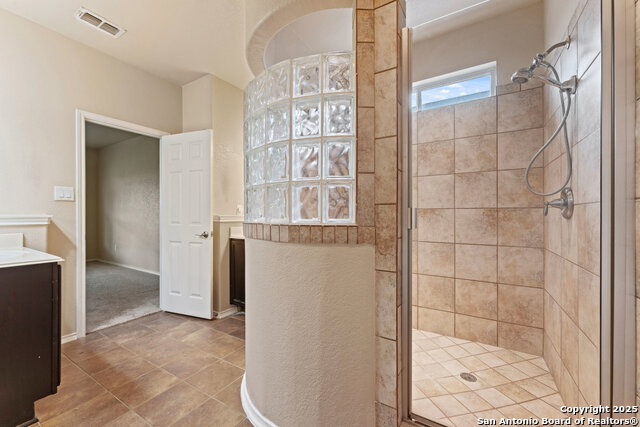 Listing photo id 19 for 8903 Derby Dan