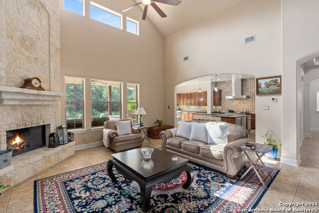 Image 16 of 46 For 114 Riverwood
