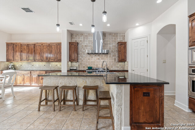 Image 19 of 46 For 114 Riverwood