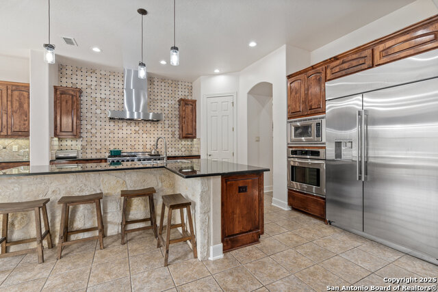 Image 20 of 46 For 114 Riverwood