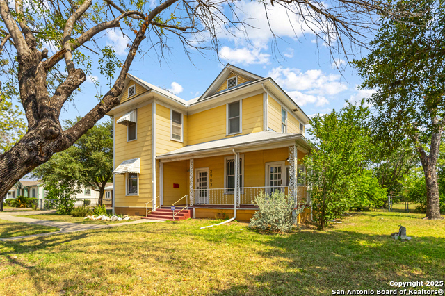 Image 2 of 49 For 2903 Ashby W