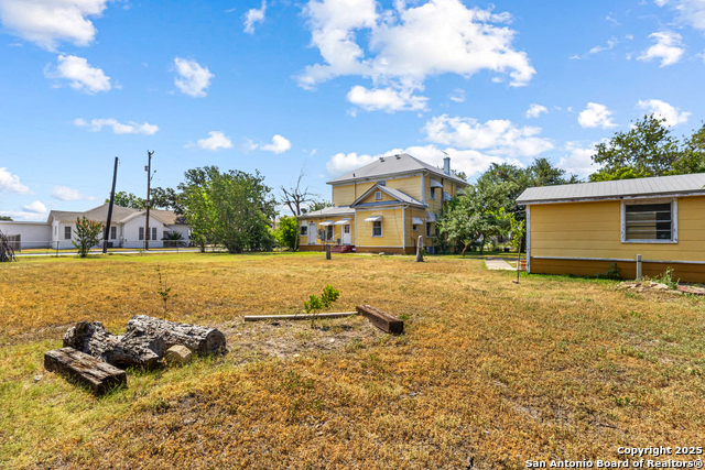 Image 39 of 49 For 2903 Ashby W