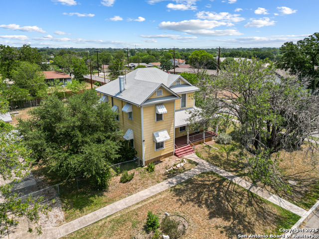 Image 43 of 49 For 2903 Ashby W