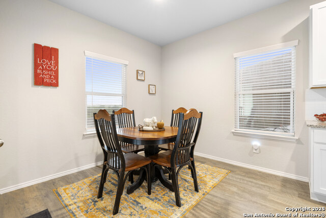 Listing photo id 15 for 700 Ridge View