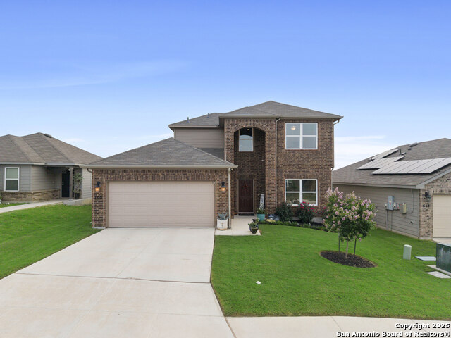 Listing photo id 0 for 700 Ridge View