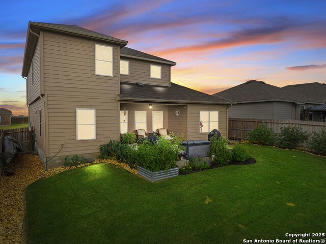 Listing photo id 40 for 700 Ridge View