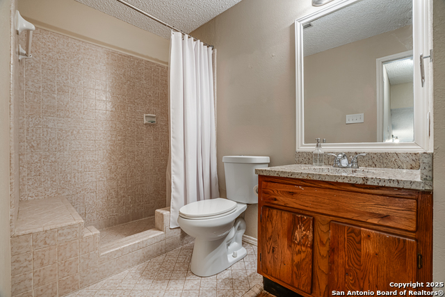 Listing photo id 29 for 13426 Marceline