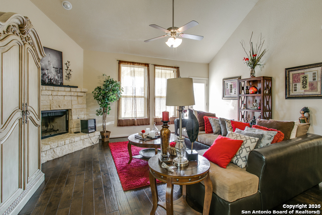 Image 9 of 25 For 7618 Redrock Vista