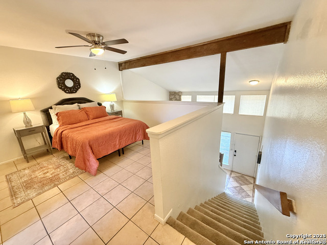 Image 21 of 23 For 3843 Barrington  111c