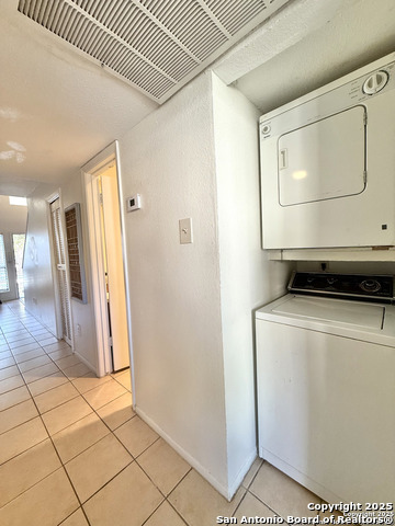 Image 6 of 23 For 3843 Barrington  111c