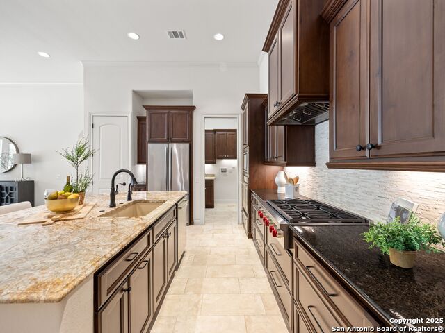 Listing photo id 15 for 20222 Bella Glade