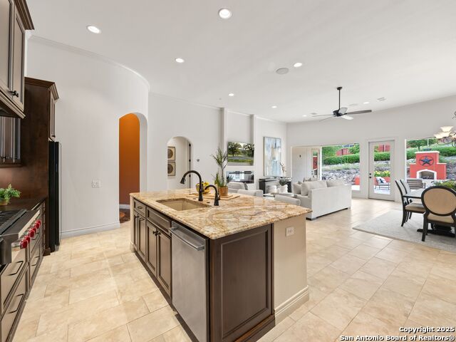 Listing photo id 18 for 20222 Bella Glade