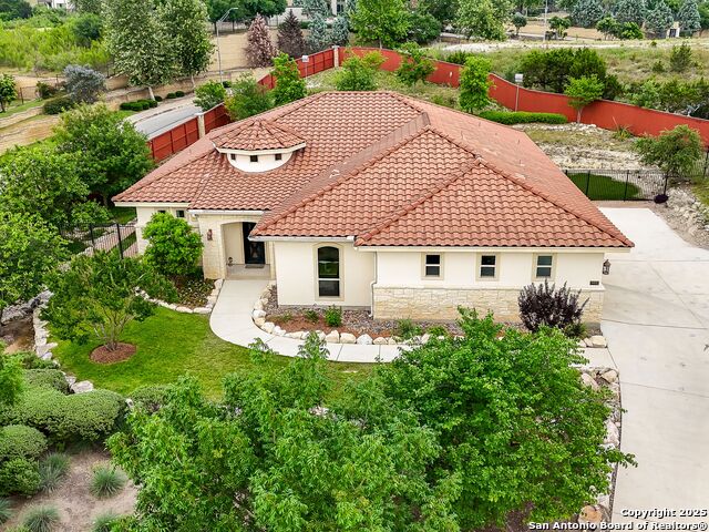 Listing photo id 1 for 20222 Bella Glade