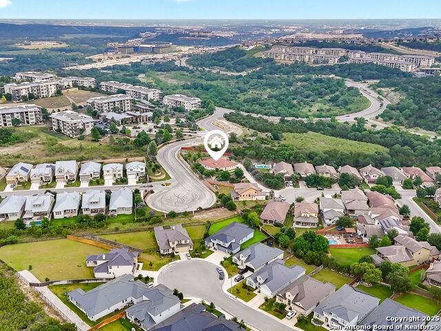 Listing photo id 50 for 20222 Bella Glade