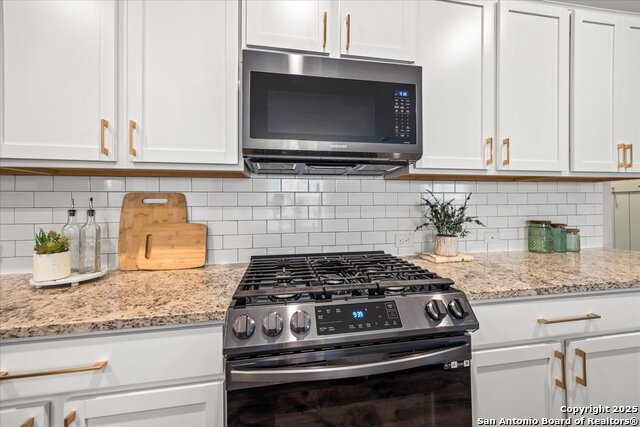 Listing photo id 13 for 9702 Tupelo Hollow