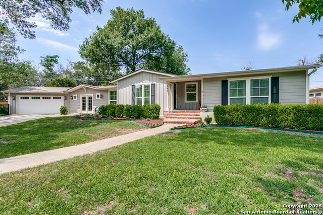 Image 2 of 25 For 247 Brightwood Pl