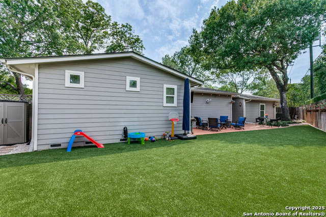 Image 23 of 25 For 247 Brightwood Pl