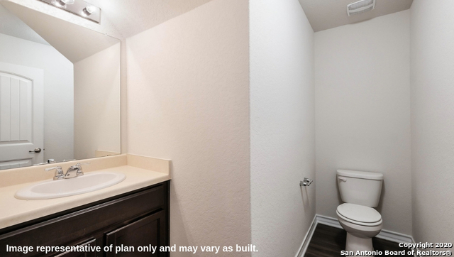 Image 12 of 24 For 2715 Green Leaf Way