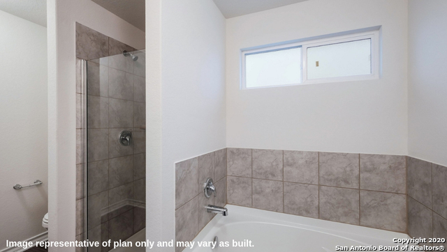 Image 14 of 24 For 2715 Green Leaf Way