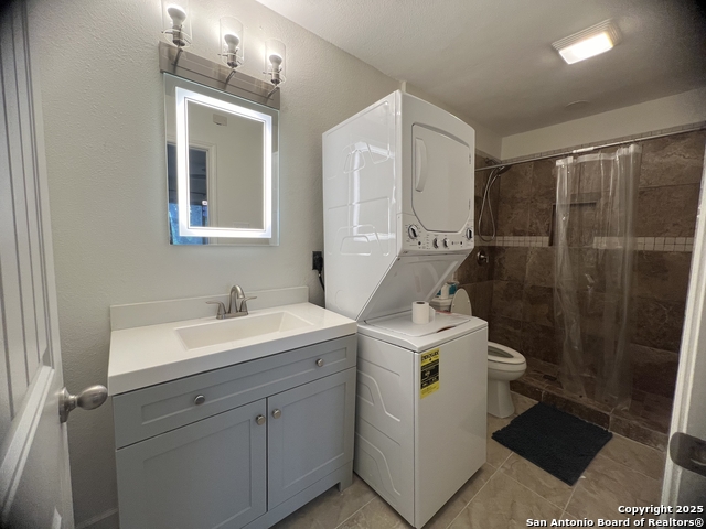 Image 13 of 23 For 1033 Parkview  G38
