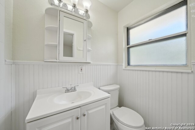Image 17 of 24 For 407 Haverford Dr.