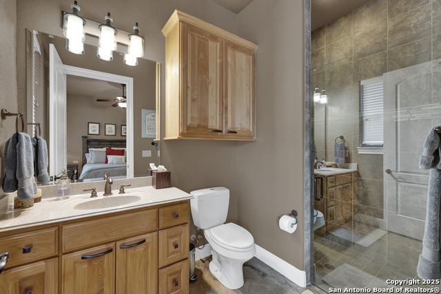 Listing photo id 21 for 835 Shady Hollow