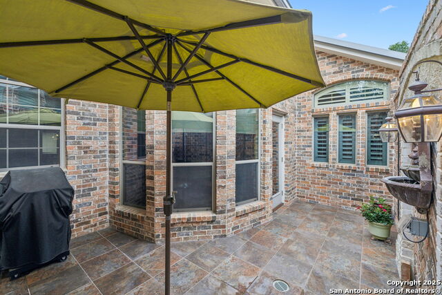 Listing photo id 106 for 126 Calais Way