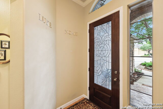 Listing photo id 9 for 126 Calais Way
