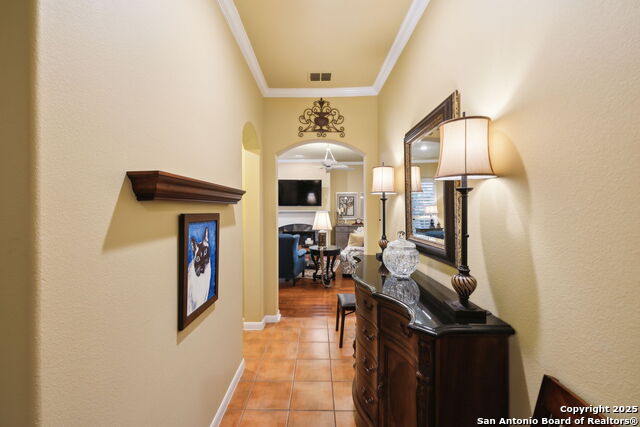 Listing photo id 16 for 126 Calais Way