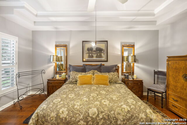 Listing photo id 32 for 126 Calais Way