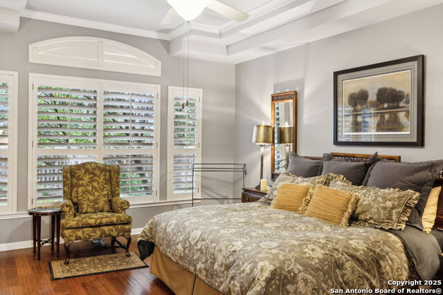 Listing photo id 34 for 126 Calais Way