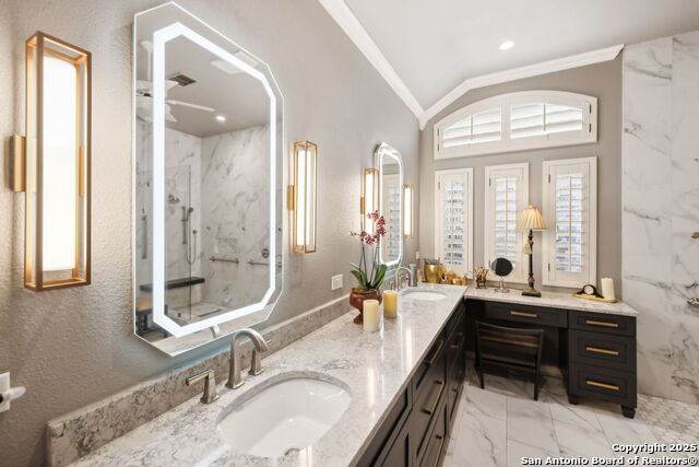 Listing photo id 38 for 126 Calais Way