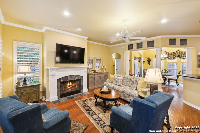 Listing photo id 45 for 126 Calais Way