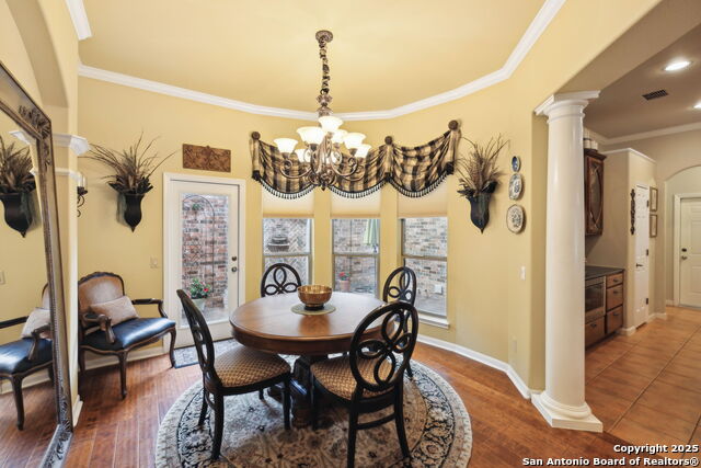 Listing photo id 64 for 126 Calais Way