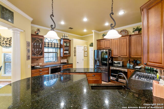Listing photo id 71 for 126 Calais Way