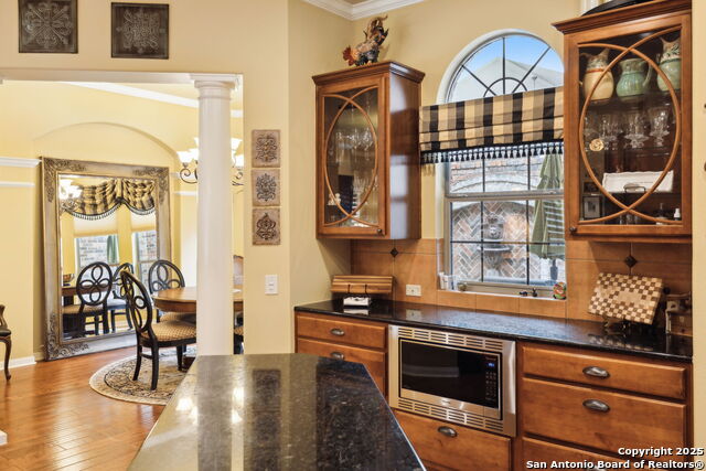 Listing photo id 81 for 126 Calais Way