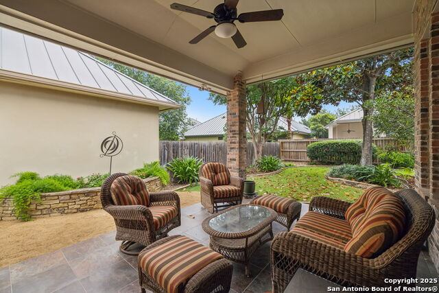 Listing photo id 90 for 126 Calais Way