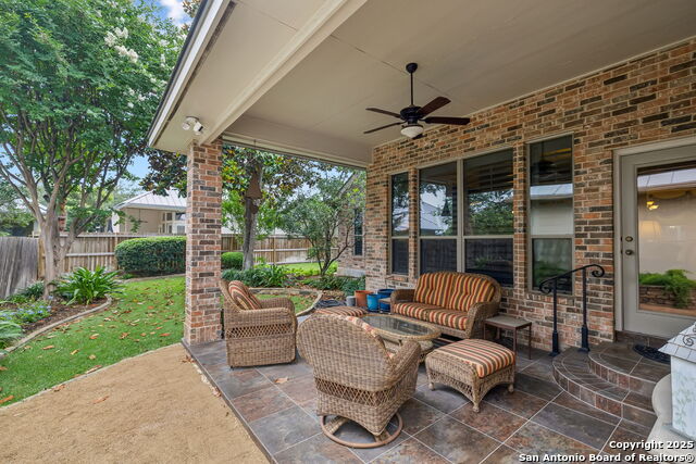 Listing photo id 91 for 126 Calais Way