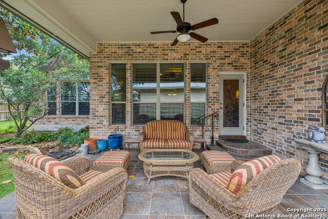 Listing photo id 93 for 126 Calais Way