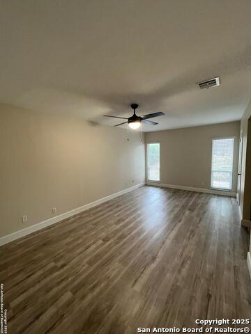 Listing photo id 8 for 8901 Bowline