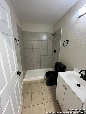 Listing photo id 5 for 8901 Bowline