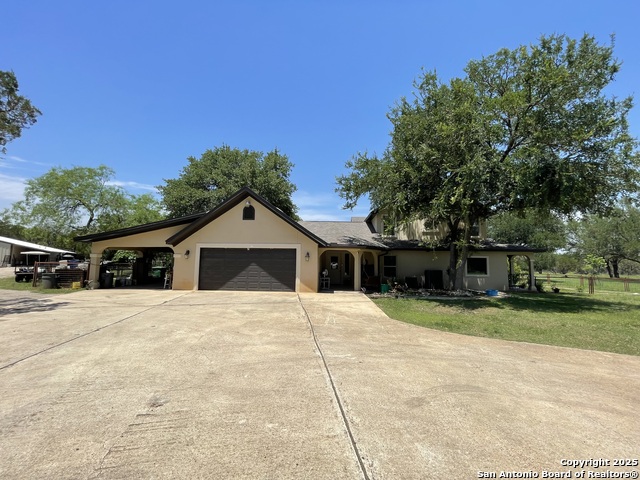 Image 6 of 50 For 450 Georg Oaks