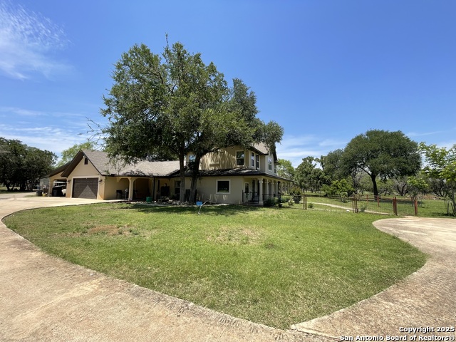 Image 9 of 50 For 450 Georg Oaks