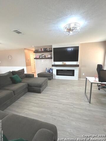 Image 17 of 30 For 112 Agave Circle